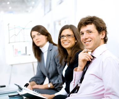 drei personen fotolia 7439600 xs